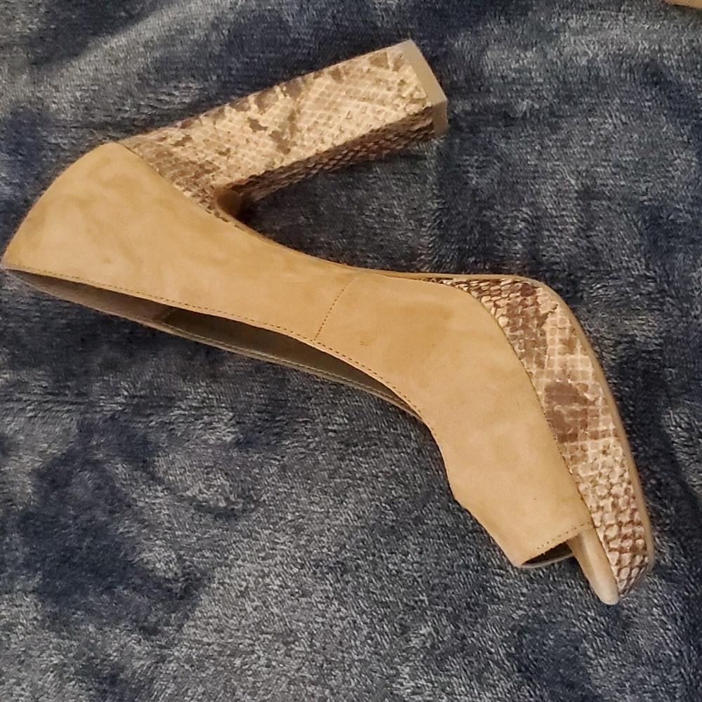 Tan Platform Open Toe Shoe - image 1